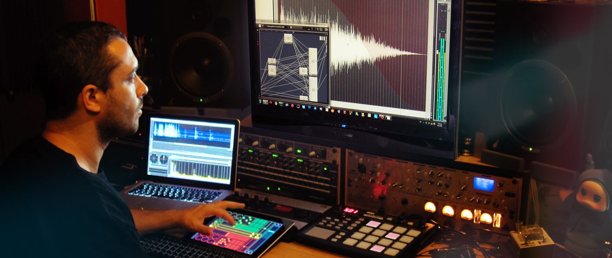 Image of SoundFellas Instruments and Libraries Services Hero for Web.